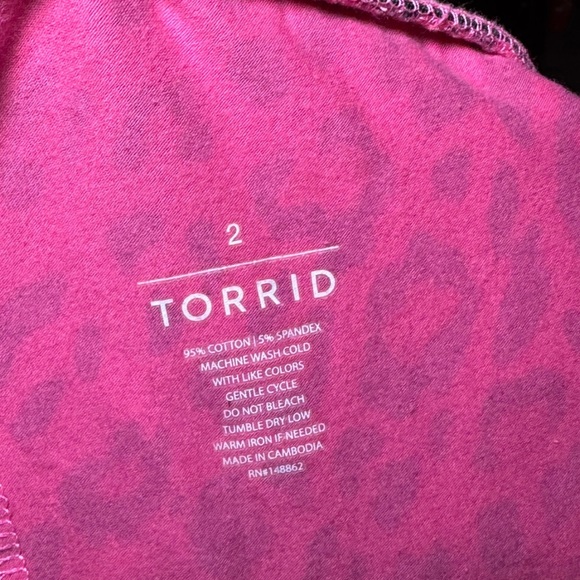 Torrid Leggings - Pink and Black Leopard - Picture 3 of 3